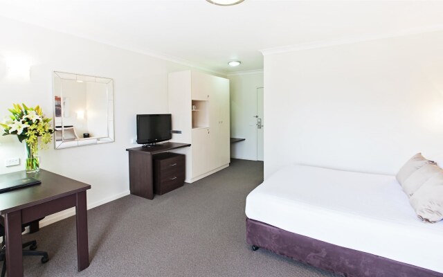 ibis Styles Canberra Tall Trees