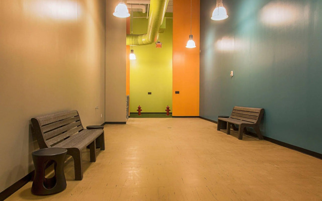 Metropolitan at The 9, Autograph Collection