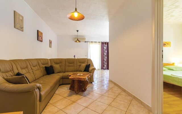 Stunning Home in Medulin With Wifi and 2 Bedrooms