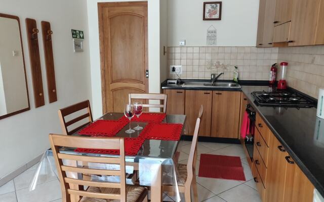 Comfortable Apartment Very Close To Ghadira Bay