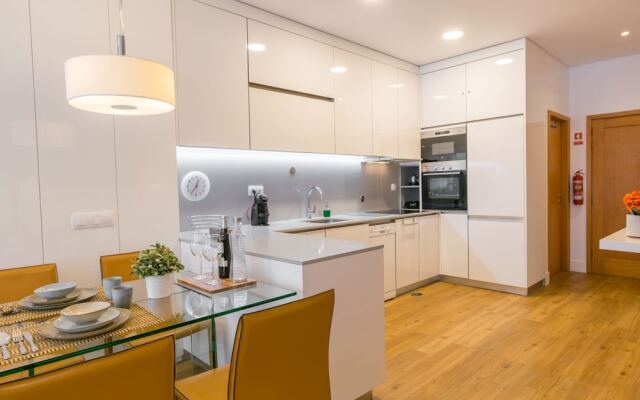 Merc Porto Cedofeita Place