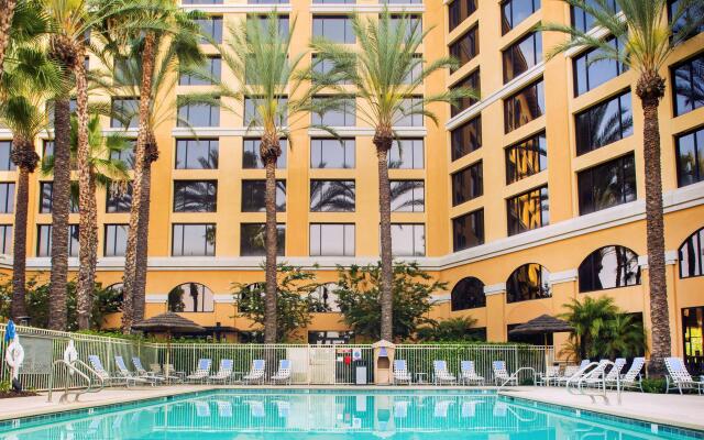 Delta Hotels by Marriott Anaheim Garden Grove