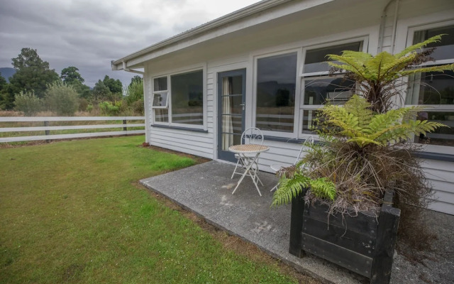 Mt Cook View Motel - Fox Glacier