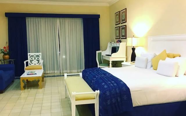 Pueblo Bonito Emerald Luxury Villas & Spa - All Inclusive
