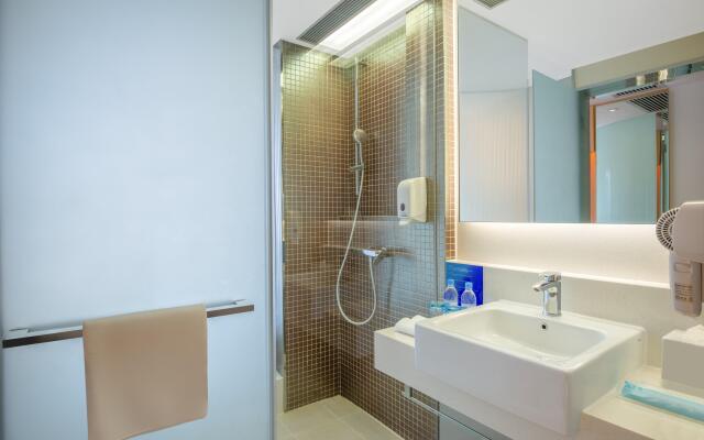 Holiday Inn Express Kowloon East