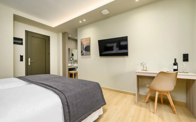 Nicolas Grand Suites - Adults Only