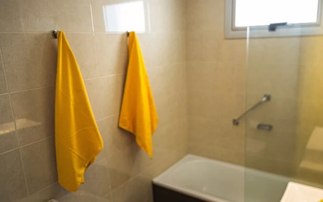 Lemon Apartments
