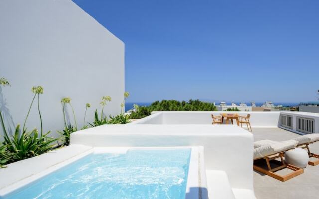 Oia Treasures Art Suites