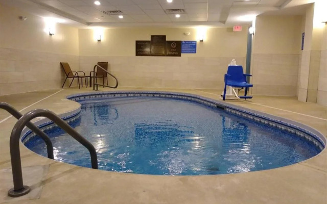 Comfort Inn & Suites Brattleboro I-91