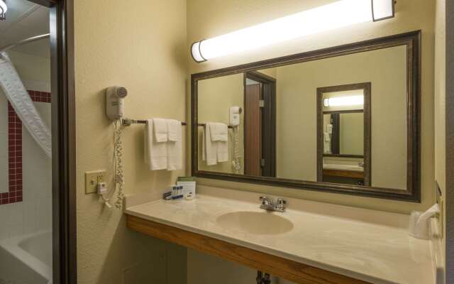 AmericInn by Wyndham Minocqua