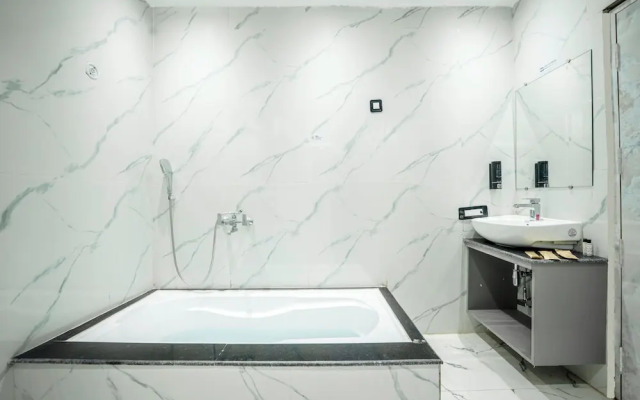 Treebo Divine Stay Prayagraj