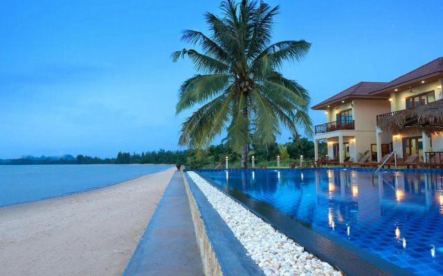 Sara Beachfront Boutique Resort