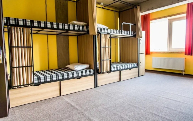 H8 Hostel
