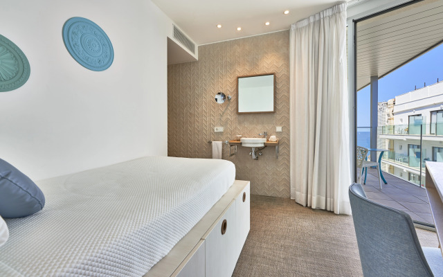 Mar Azul Pur Estil Hotel & Spa