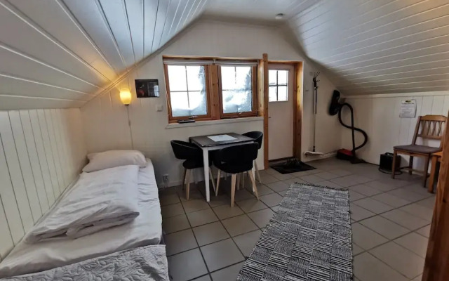 Midnattsol Rom Og Hytter