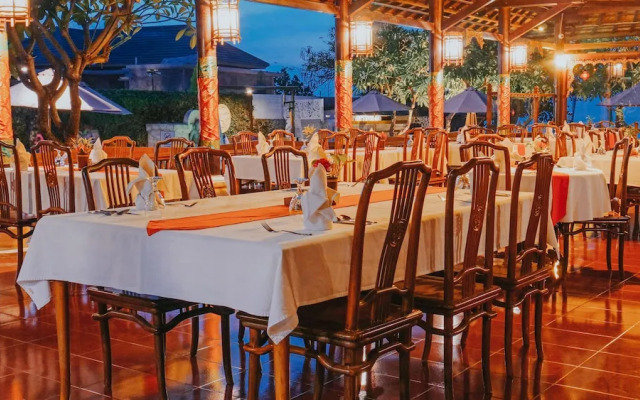 Bali Taman Lovina Resort & Spa Suites