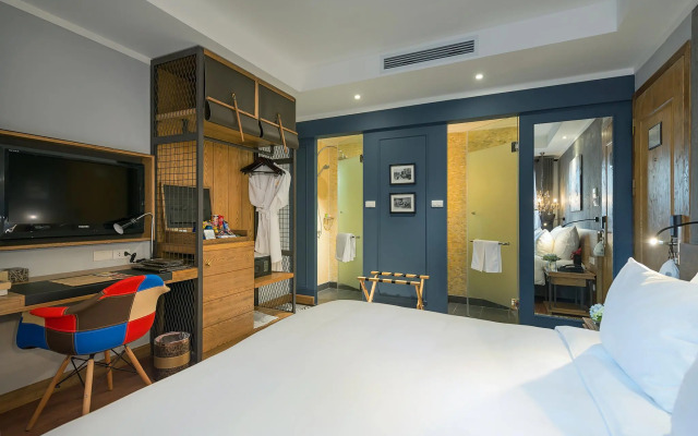 Bespoke Trendy Hotel Hanoi