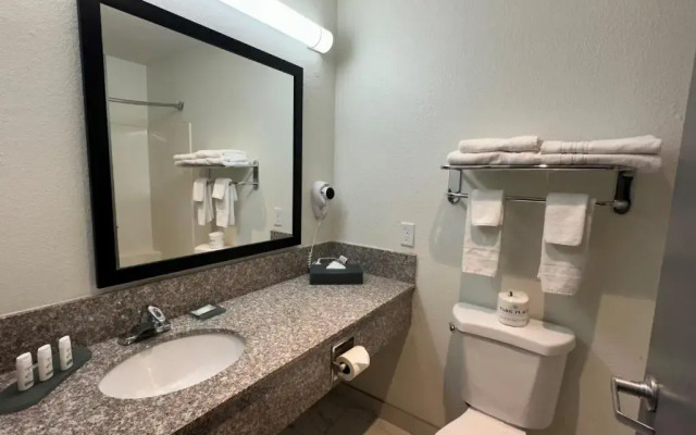 Ramada Waupaca
