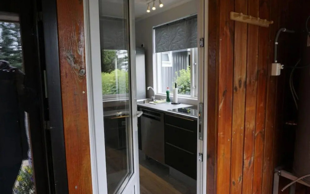 Hlíðarból Apartments