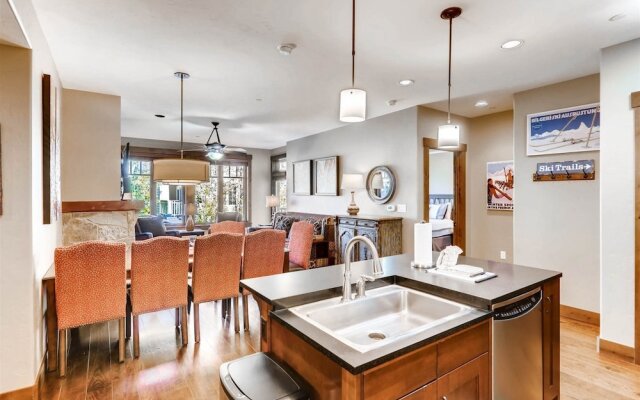 Luxury 3 Bedroom Breckenridge Vacation Rental with Mountain Views Steps from Historic Main Street