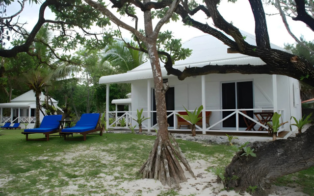 Tamanu on the Beach