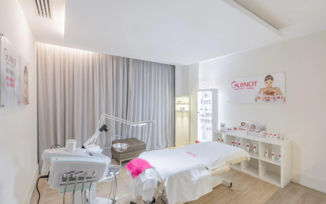 The Hotel Galleria Jeddah, Curio Collection by Hilton