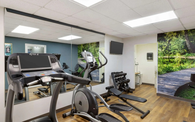 Clarion Pointe Research Triangle Park Durham