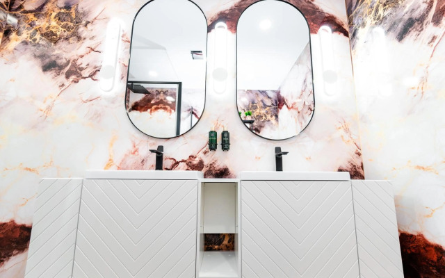 Business Hotel Conference Center & Spa