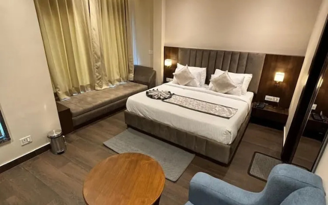 Shri Bhagwan Gopi Dham Dharmsala