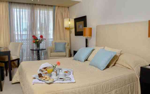 Plaza Resort Hotel