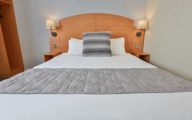 Campanile Milton Keynes - Fenny Stratford