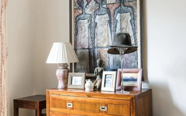 The Hummingbird Distinctive Kensington 1-bed Flat