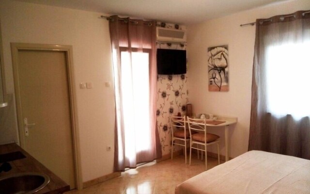 Apartments Lea