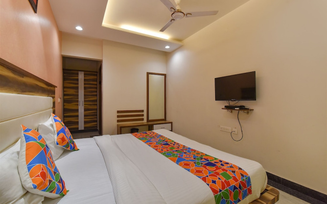 Fabhotel Wind Palace