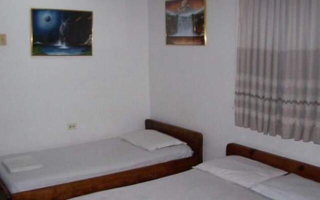 Hostal Calamar