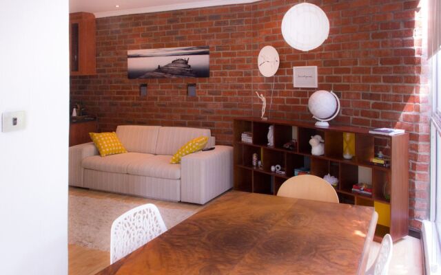 5 The Apartment