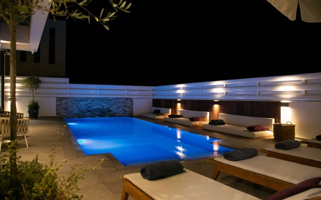 Chris Le Mare Gold Luxury Villa By Louis Hotels