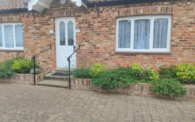 Loftsome Bridge Hotel