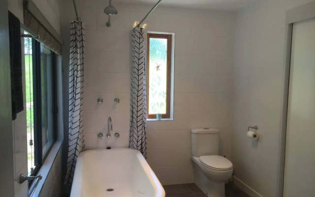 Blackwattle Farm B&B and Farm Stay
