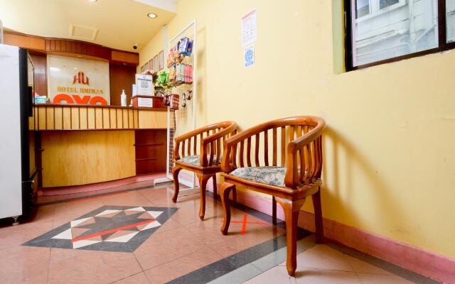 OYO 89958 Hotel Umimas