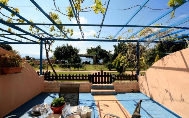 Seaside, relaxing family house with playground! Villa Lavrys 4