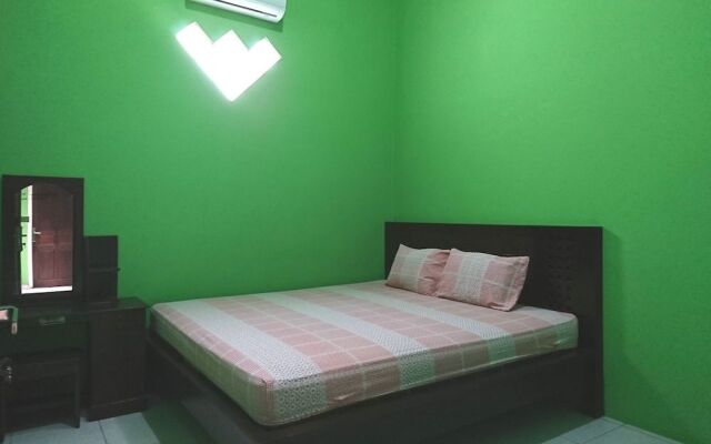 Oyo 2511 Karimun Indah Guest House