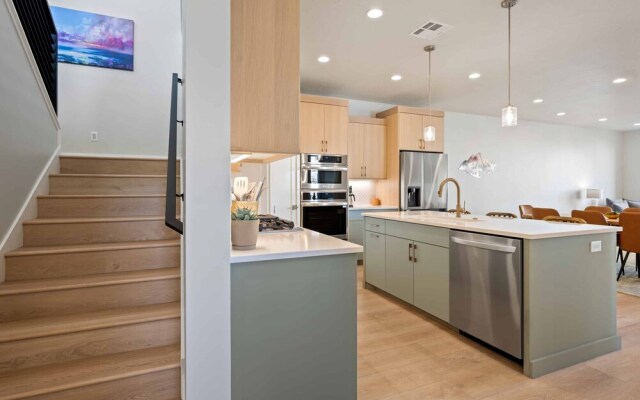 Paddle And Play 5 Bedroom Townhouse