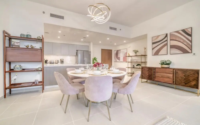 City Living at Its Best Near Burj Khalifa