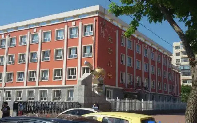 Wolong Hotel