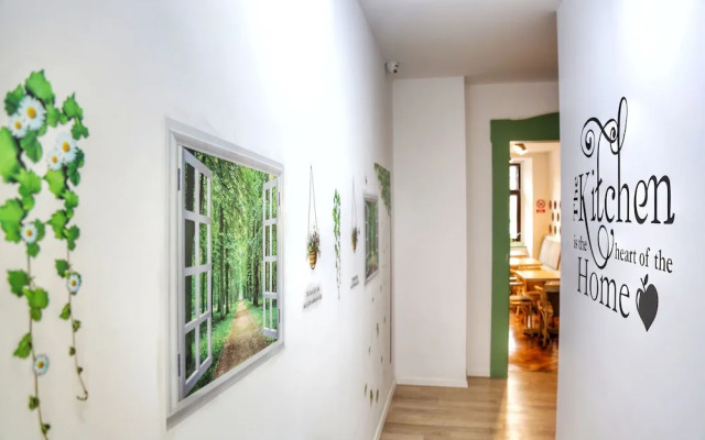 Old Downtown Hostel