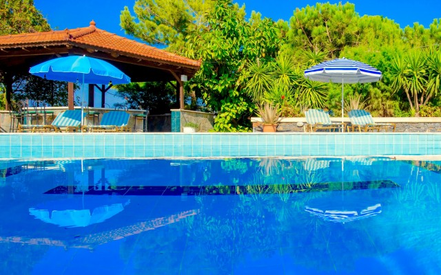 Villa Apollo with private pool and tennis court