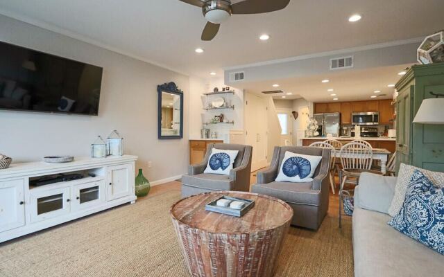 Newly Remodeled Two-story Condo w/ Wifi - Steps From Beach & Dining