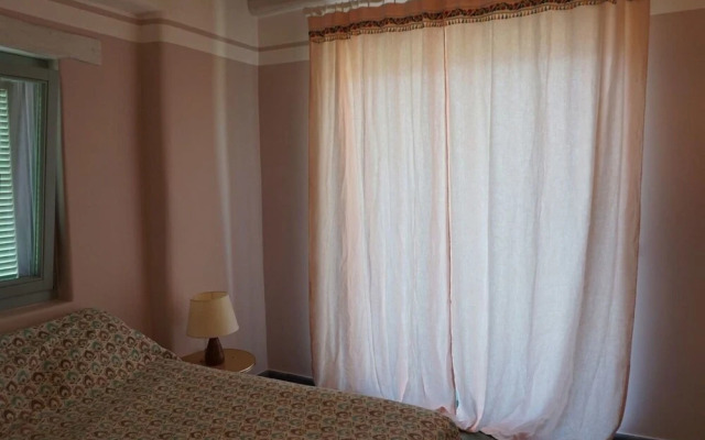 Villa Alati - Seafront Villa With Swimming Pool