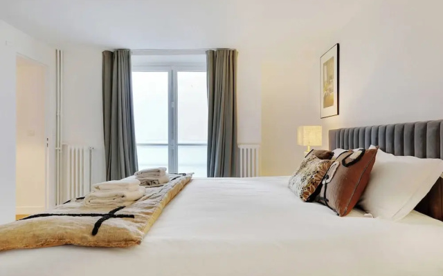 Elegant Apartment - 2bd/6p - Avenue Montaigne